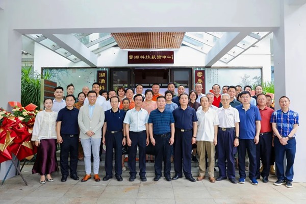 640_wx_fmt=jpeg&from=appmsg&tp=webp&wxfrom=5&wx_lazy=1 (2).jpg